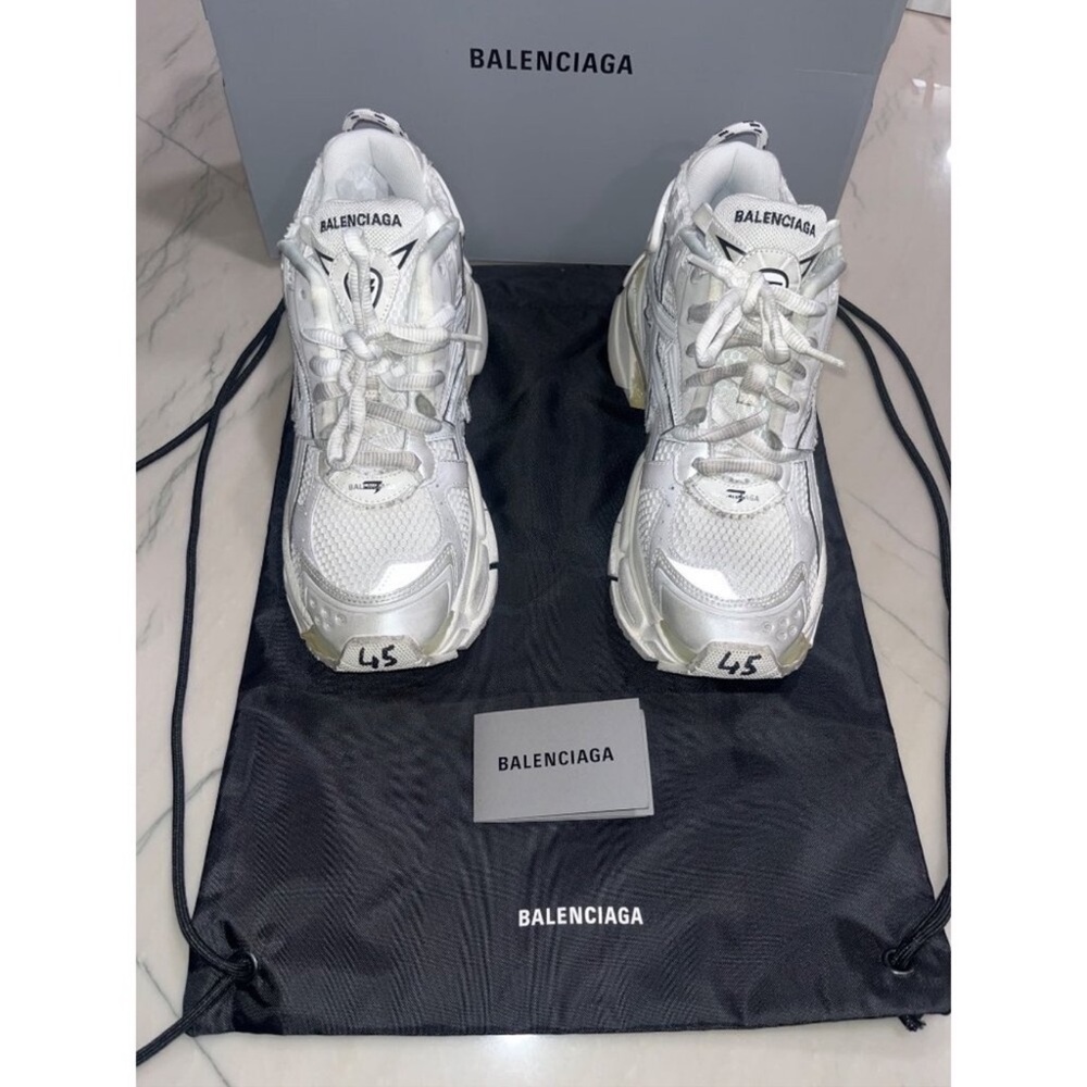 [AUTHENTICATED] Balenciaga Runnera 7.0 White.